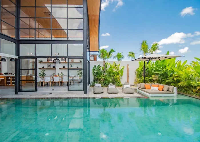 Mango 2 - Amazing 4-bdr In Berawa ! Perfect Location Villa Canggu (Bali)