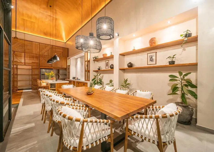 Villa Mango 2 - Amazing 4-bdr In Berawa ! Perfect Location