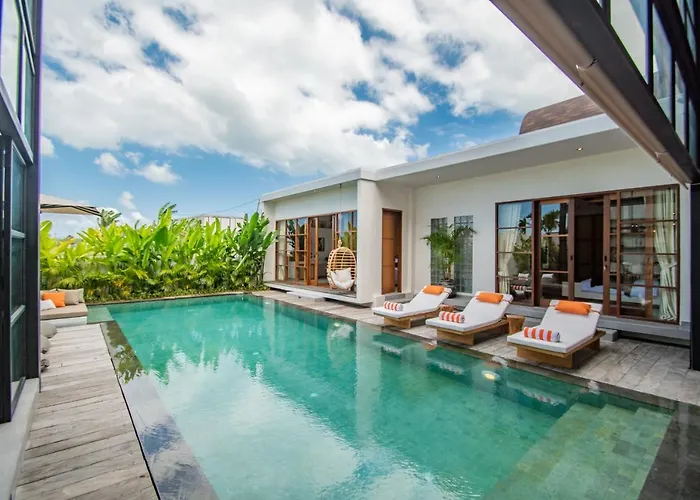 Villa Mango 2 - Amazing 4-bdr In Berawa ! Perfect Location