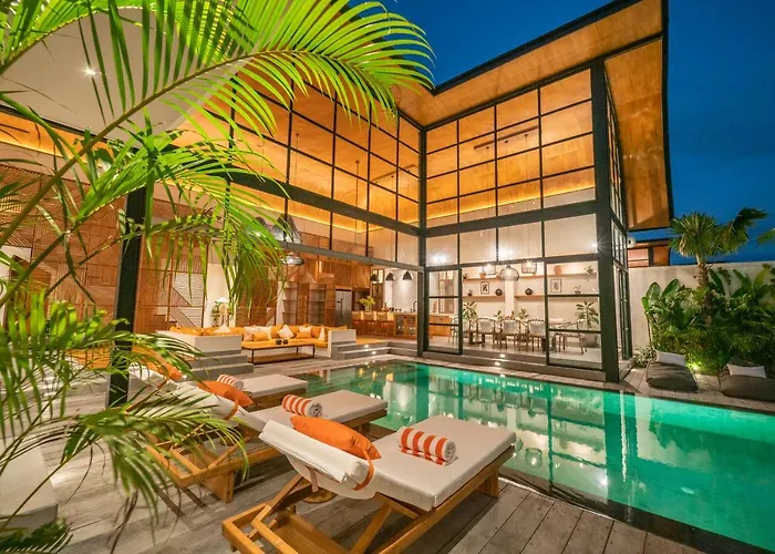 Villa Mango 2 - Amazing 4-bdr In Berawa ! Perfect Location *