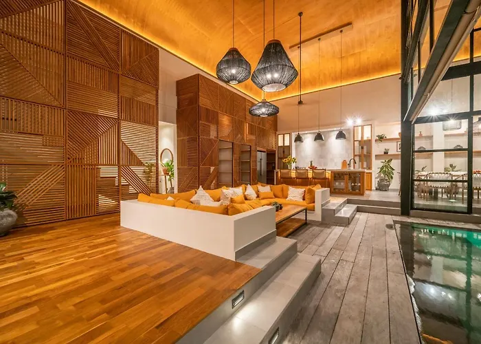 Mango 2 - Amazing 4-bdr In Berawa ! Perfect Location * Canggu (Bali)